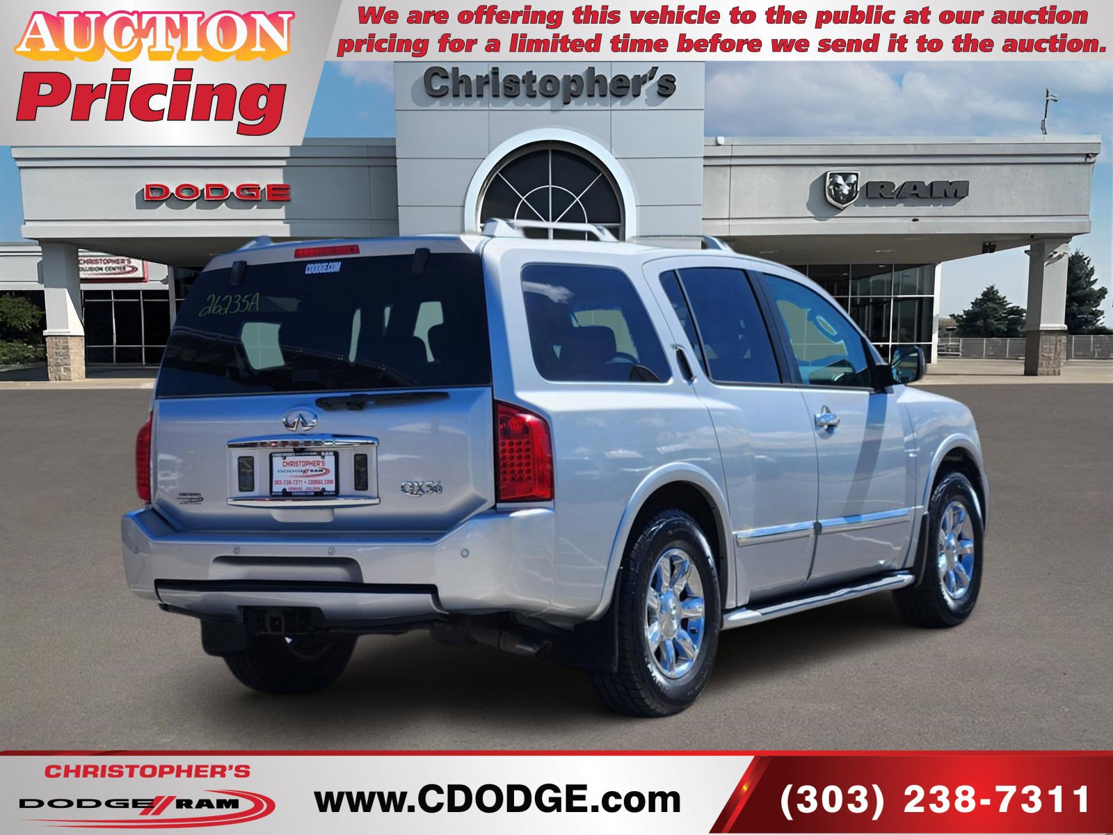 Used 2004 INFINITI QX56 4WD w/ Smart Vision Pkg image 3