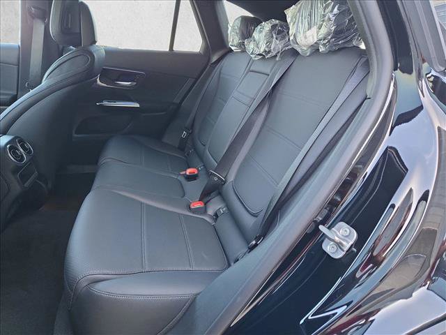 New 2027 Mercedes-Benz GLC 300 image 13
