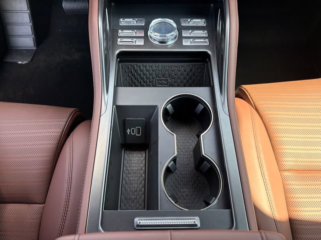 New 2026 Lincoln Nautilus Reserve AWD/4WD image 30