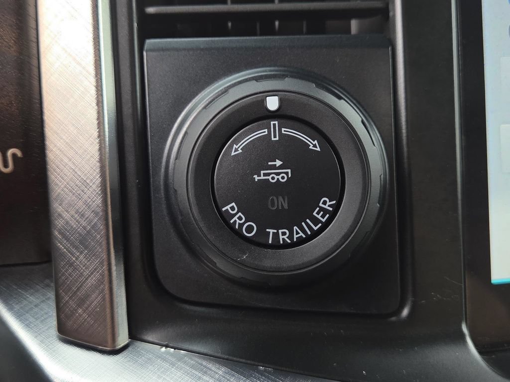 Used 2023 Ford F150 King Ranch w/ Max Trailer Tow Package AWD/4WD image 7
