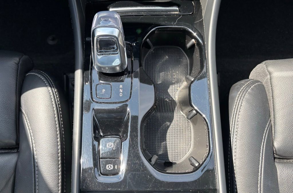 Used 2023 Volvo XC40 B5 Plus w/ Driver Assist Package AWD/4WD image 27