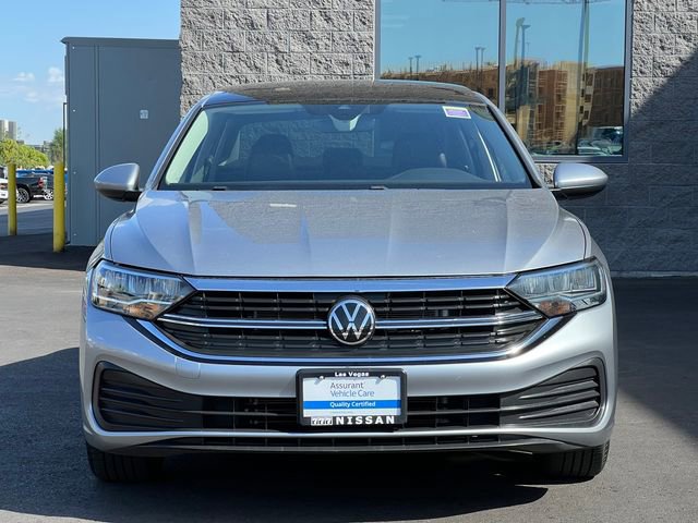 Used 2024 Volkswagen Jetta SE image 10