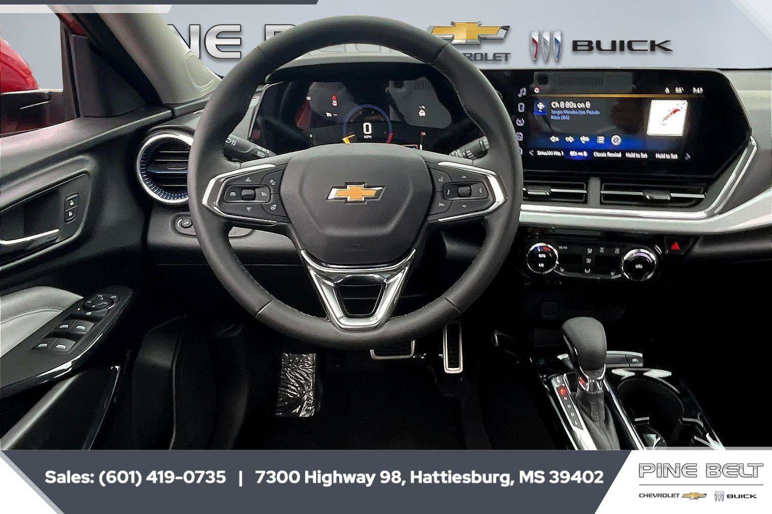 New 2026 Chevrolet Trax LT w/ LT Convenience Package FWD image 5