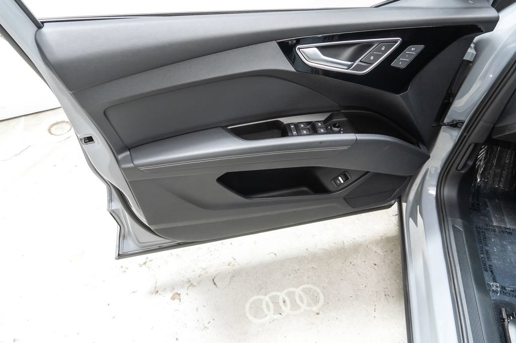 Used 2023 Audi Q4 e-tron Prestige w/ Black Optic Package AWD/4WD image 23