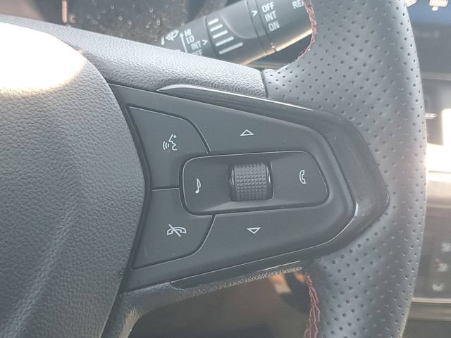 Certified 2025 Chevrolet Trax RS w/ Driver Confidence Package FWD image 22