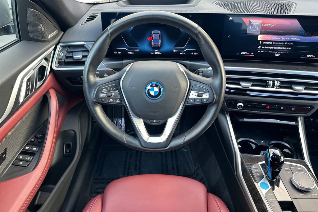 Used 2023 BMW i4 eDrive35 RWD image 15