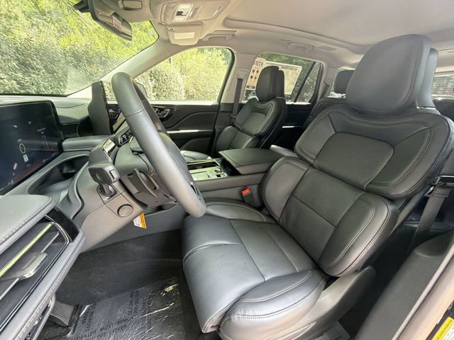New 2026 Lincoln Aviator Reserve AWD/4WD image 11