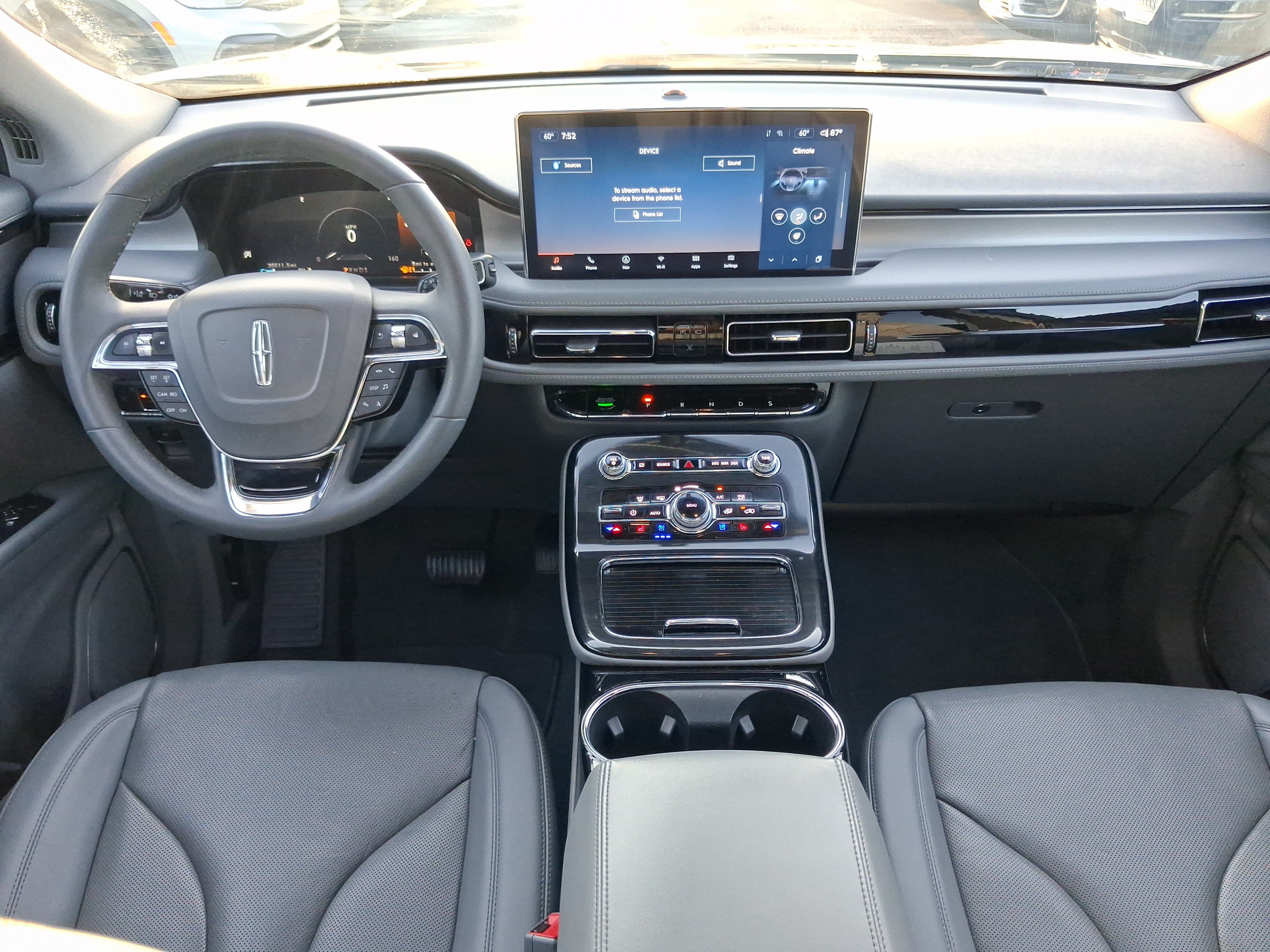 Used 2022 Lincoln Nautilus Reserve FWD image 7