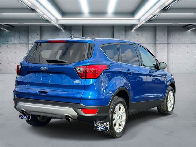 Used 2019 Ford Escape SE image 24