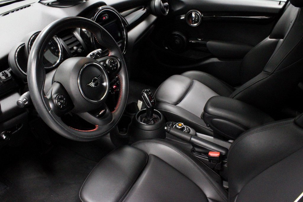 Used 2020 MINI Cooper S image 24