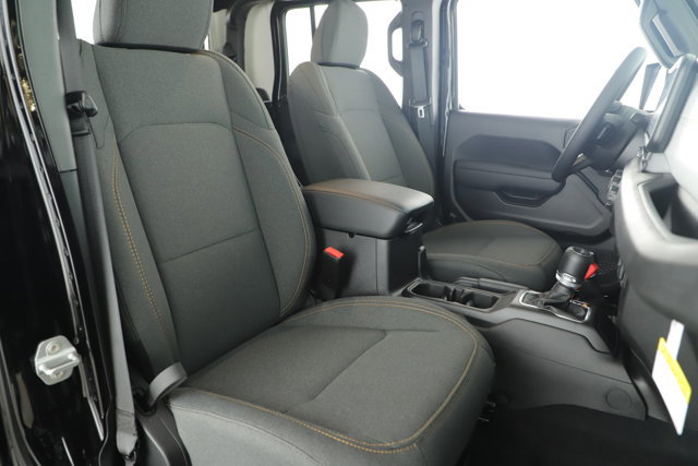 New 2025 Jeep Gladiator Sport image 21