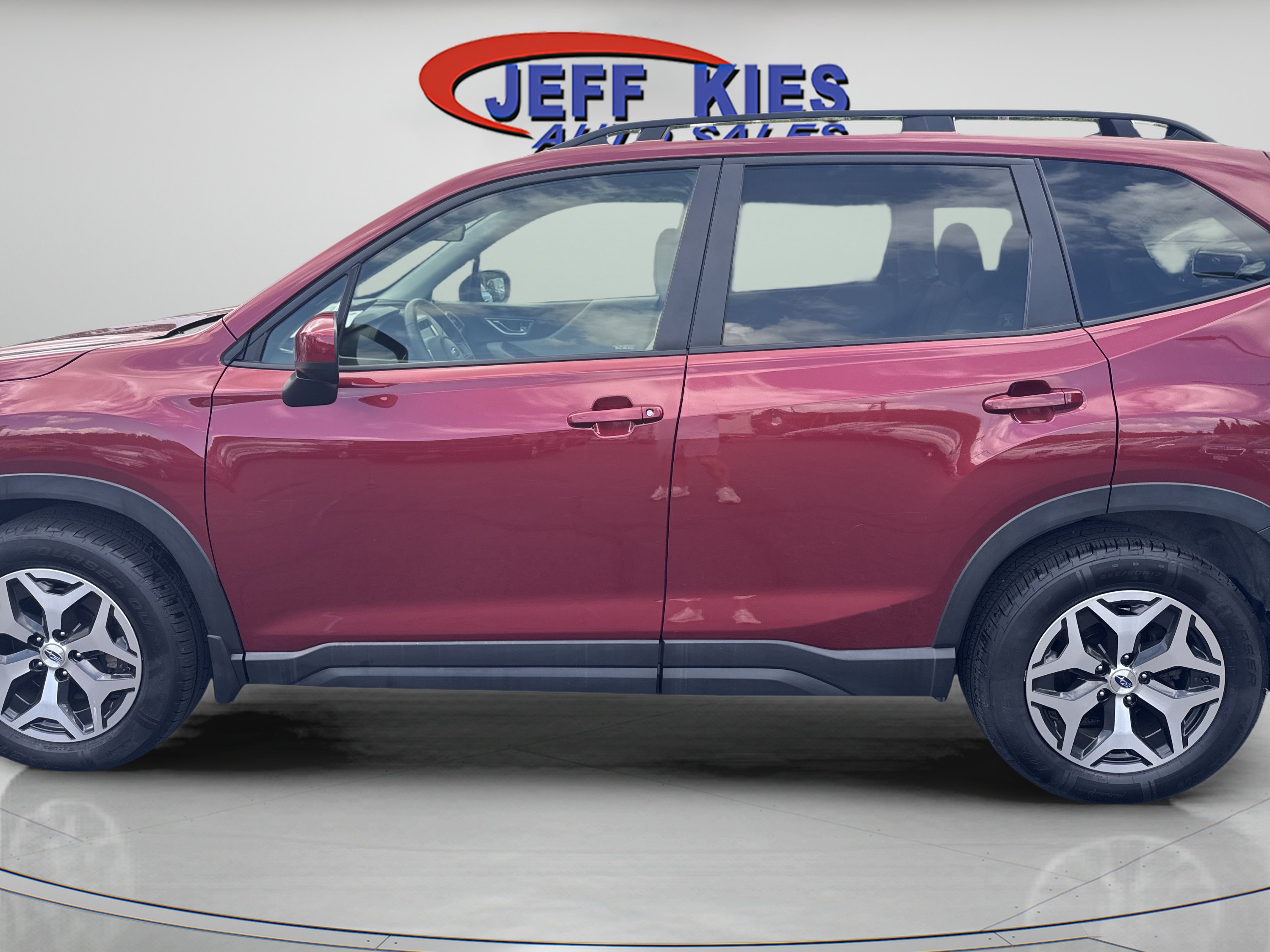Used 2024 Subaru Forester Premium AWD/4WD image 8