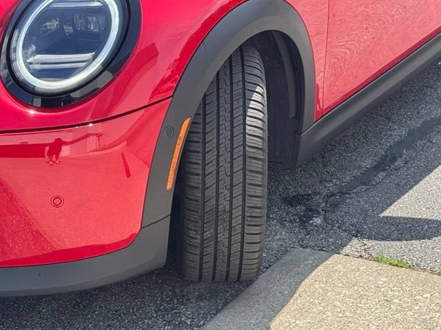 Certified 2026 MINI Cooper 2-Door Hardtop FWD image 13