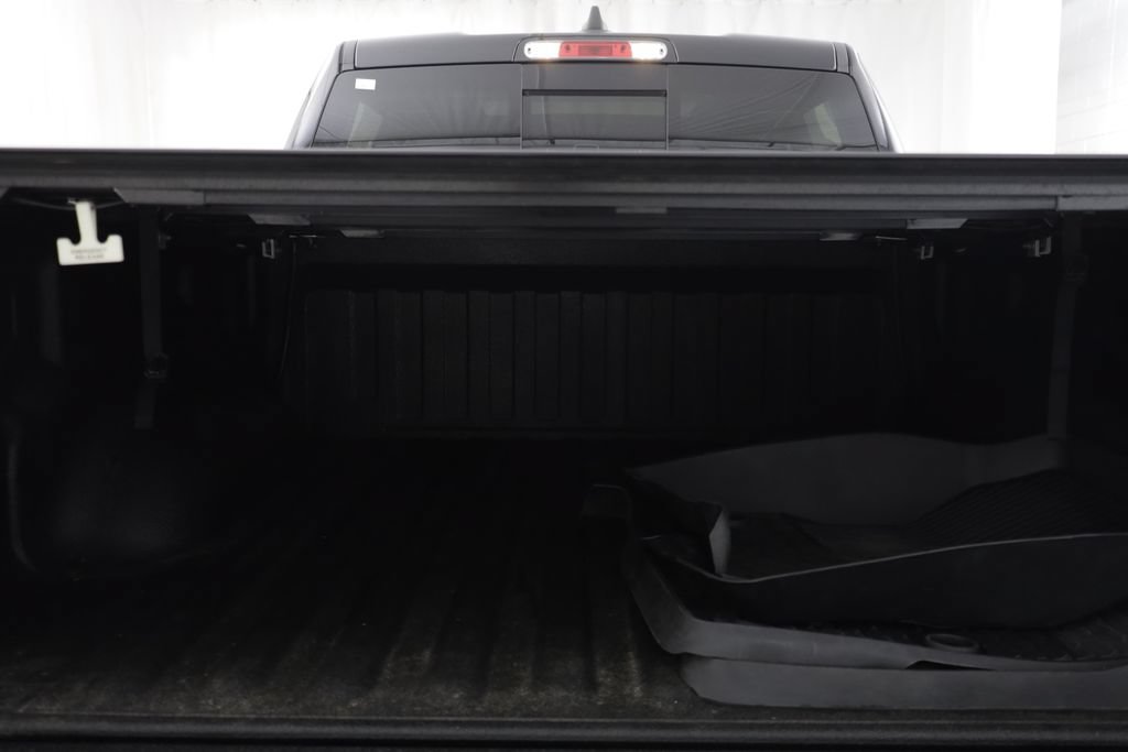 Used 2022 RAM 1500 Laramie w/ Sport Appearance Package AWD/4WD image 18