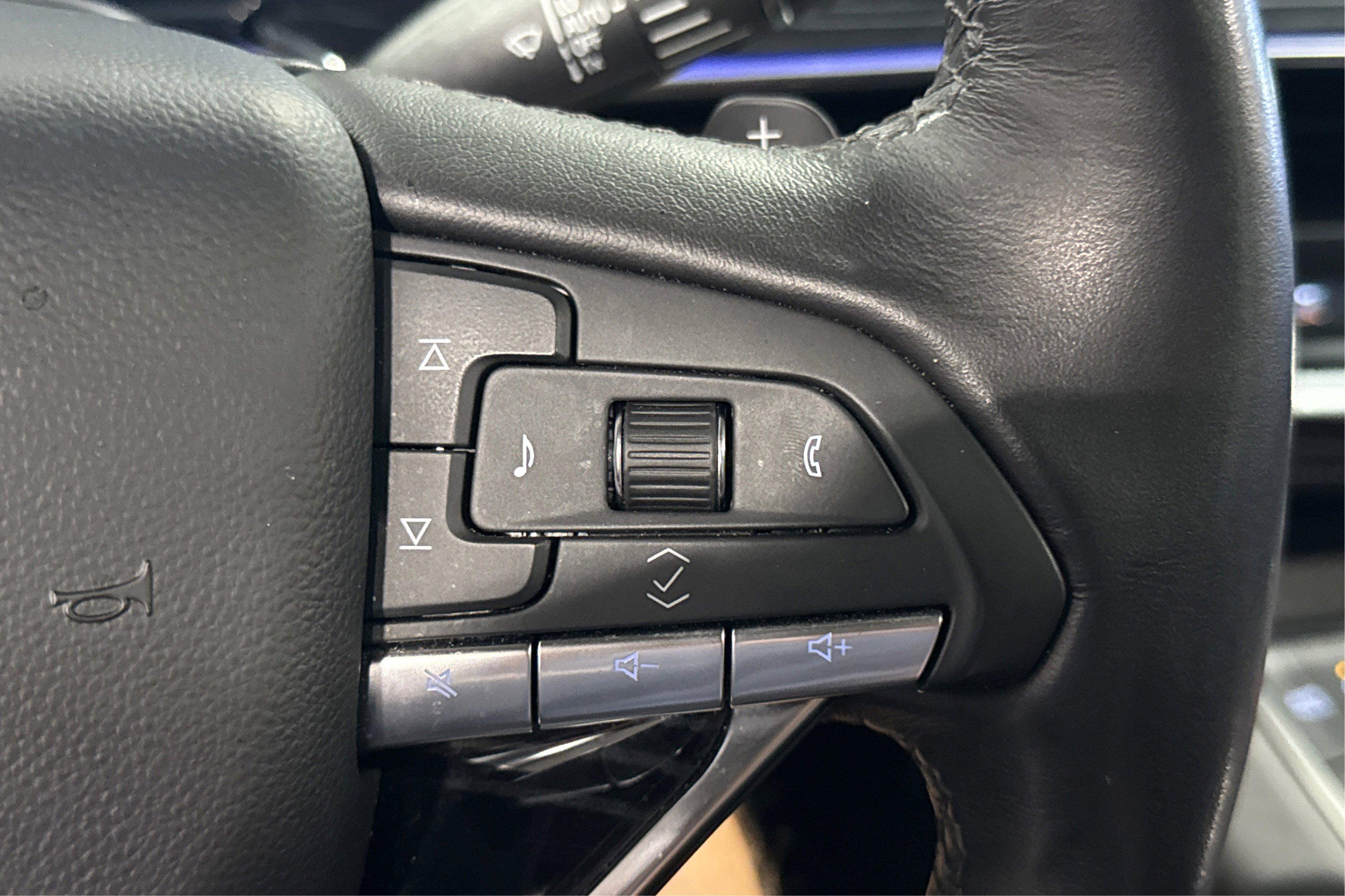 Used 2024 Cadillac Escalade Sport image 27