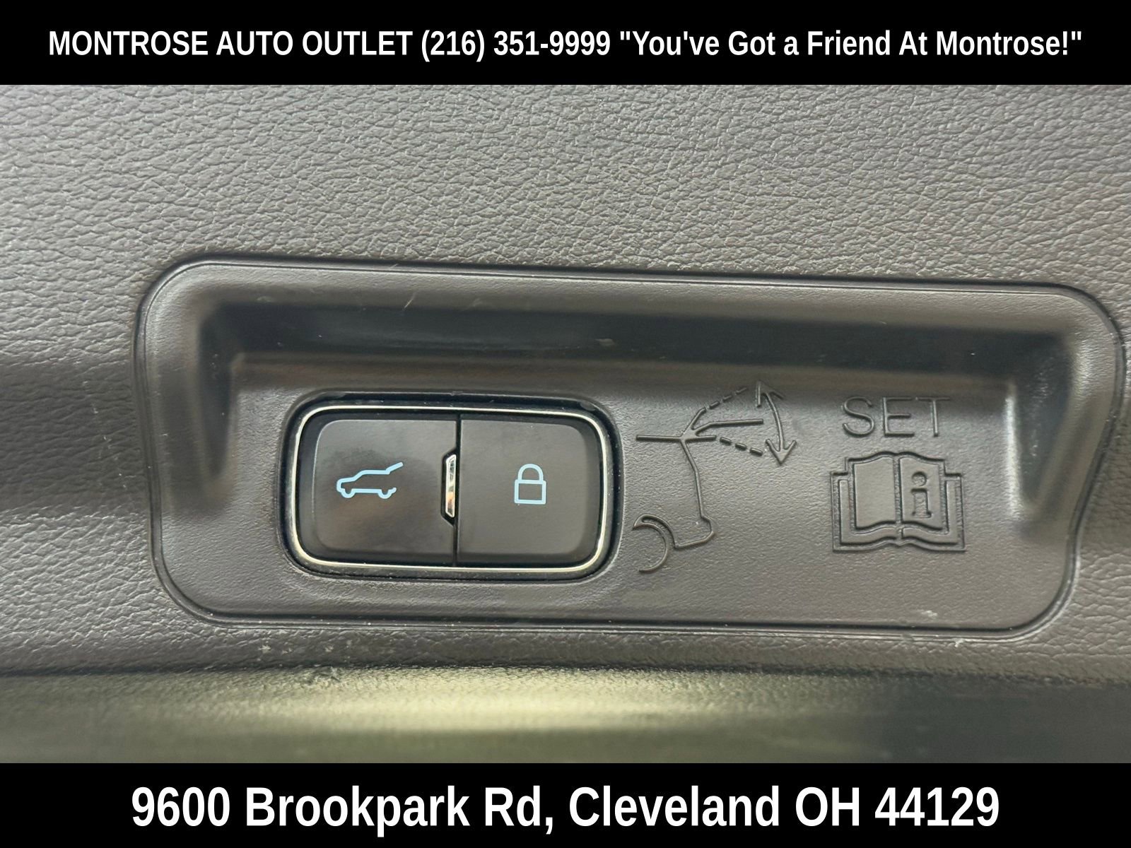 Used 2021 Ford Explorer Limited w/ Equipment Group 301A image 43