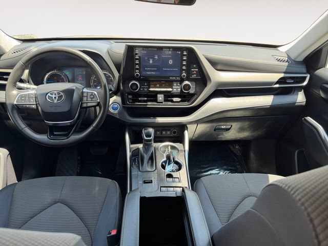 Certified 2020 Toyota Highlander LE FWD image 10