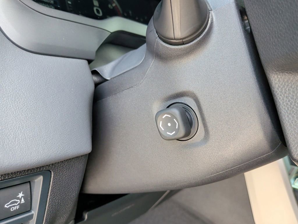 Used 2026 Toyota Tundra Platinum w/ TRD Off-Road Package image 16