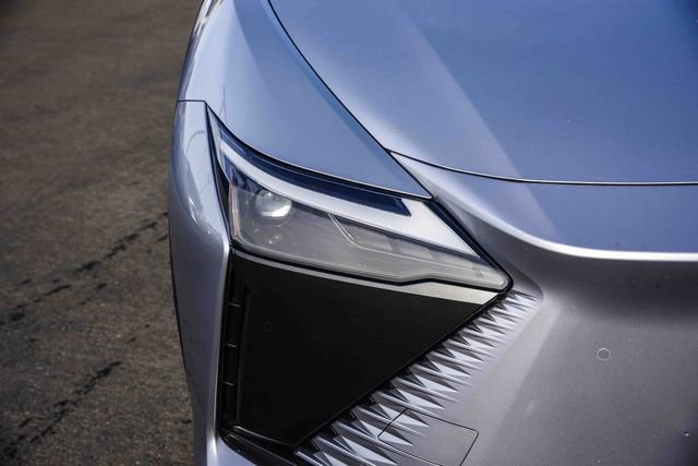 Used 2024 Lexus RZ 300e Premium image 11