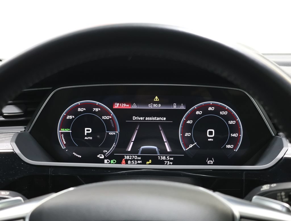 Used 2021 Audi e-tron Premium w/ Convenience Plus Package AWD/4WD image 18