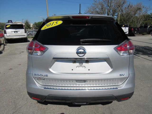 Used 2015 Nissan Rogue SV image 5