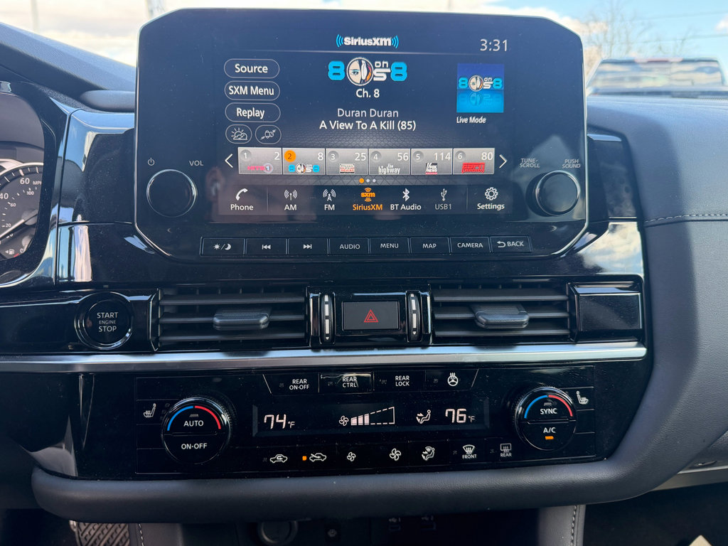 Used 2025 Nissan Pathfinder SL image 27