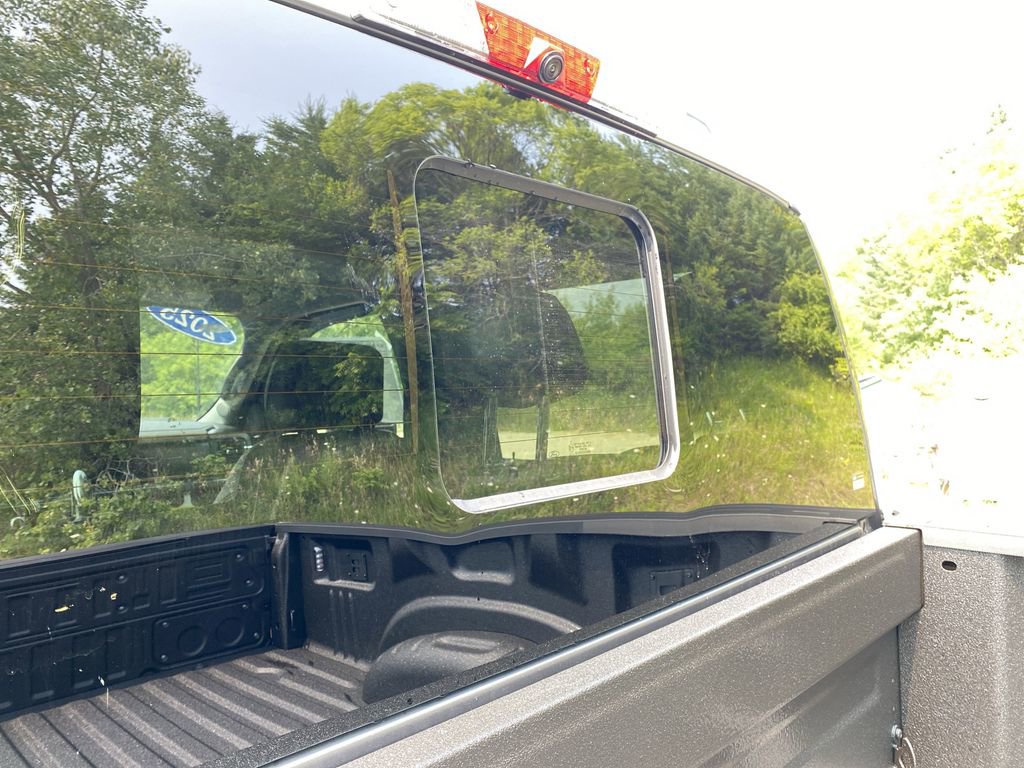 New 2025 Ford F250 Lariat w/ Lariat Ultimate Package image 21
