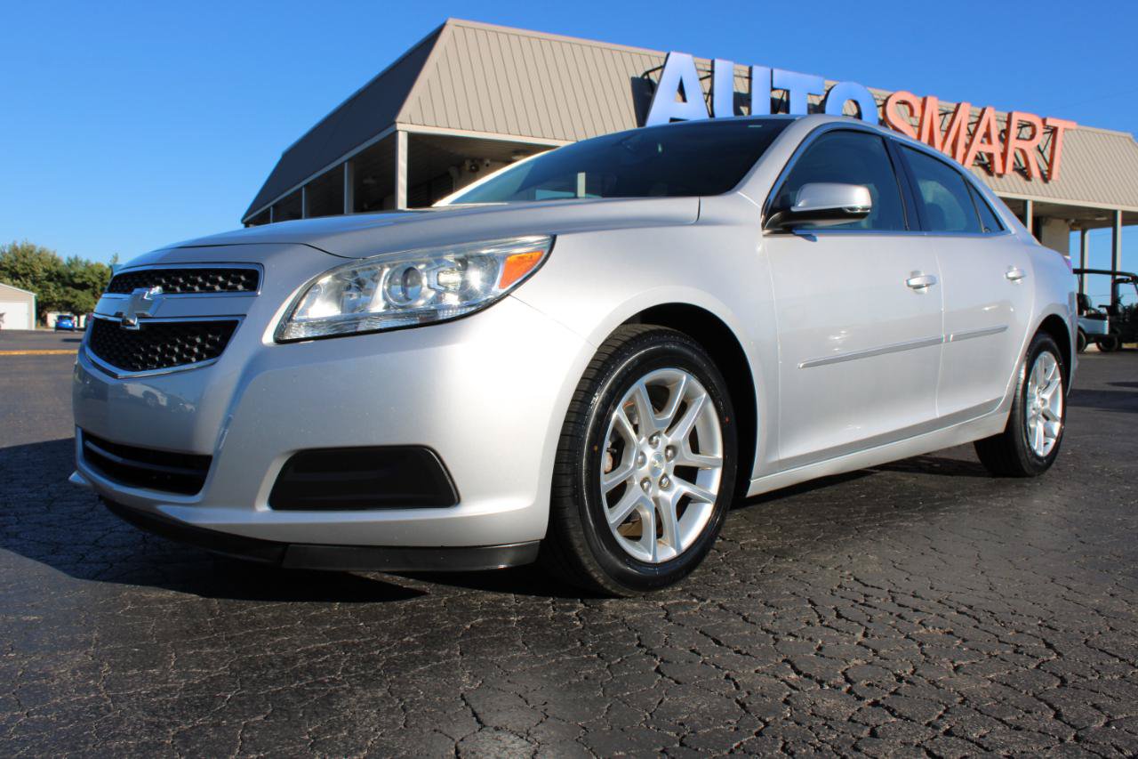 Used 2013 Chevrolet Malibu LT w/ Power Convenience Package FWD image 11