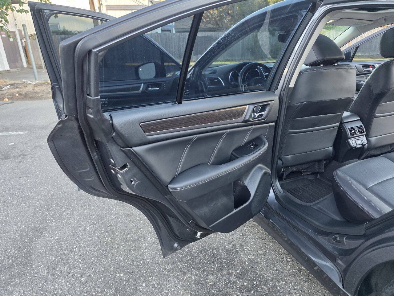 Used 2018 Subaru Legacy 3.6R Limited AWD/4WD image 47
