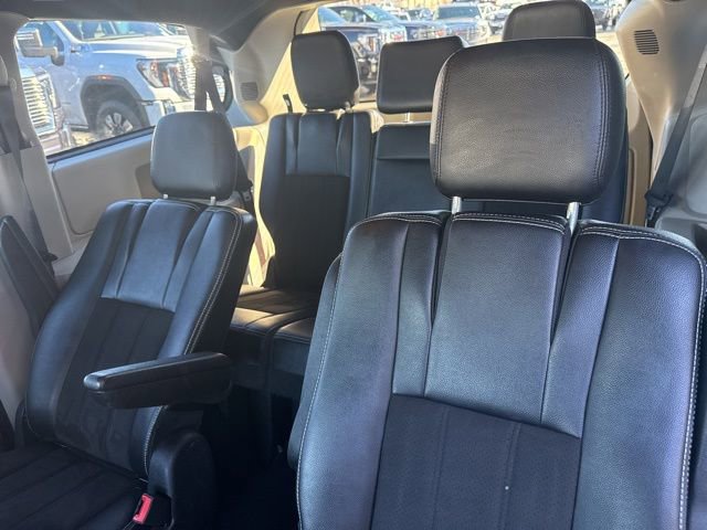 Used 2019 Dodge Grand Caravan SXT image 27