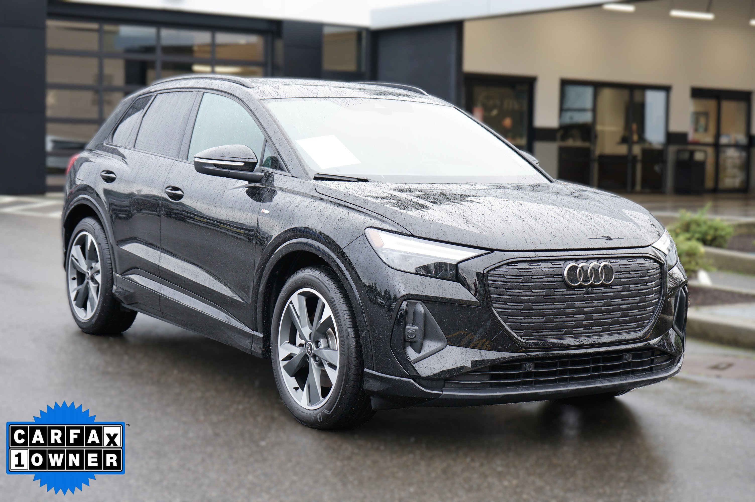 Used 2024 Audi Q4 e-tron Premium Plus w/ Premium Plus AWD/4WD image 1