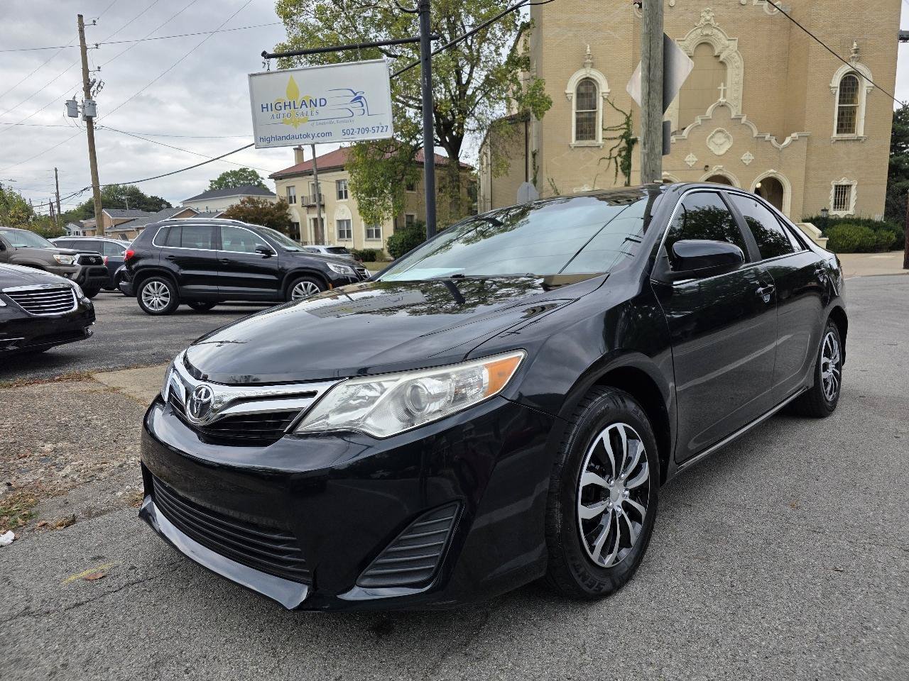 Used 2012 Toyota Camry LE