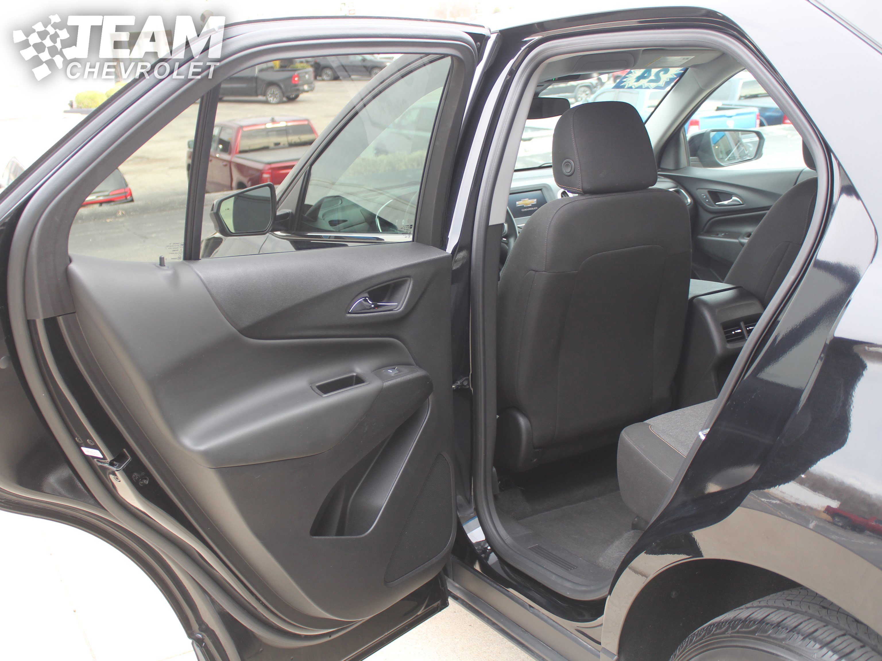 Used 2024 Chevrolet Equinox LT image 19