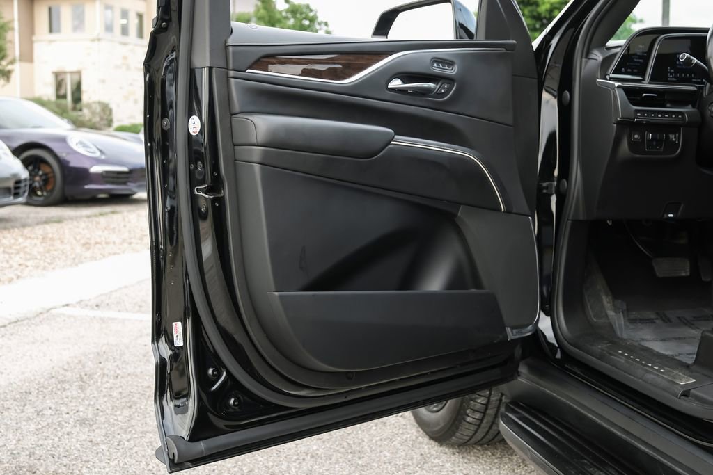 Used 2021 Cadillac Escalade ESV Sport Platinum image 54