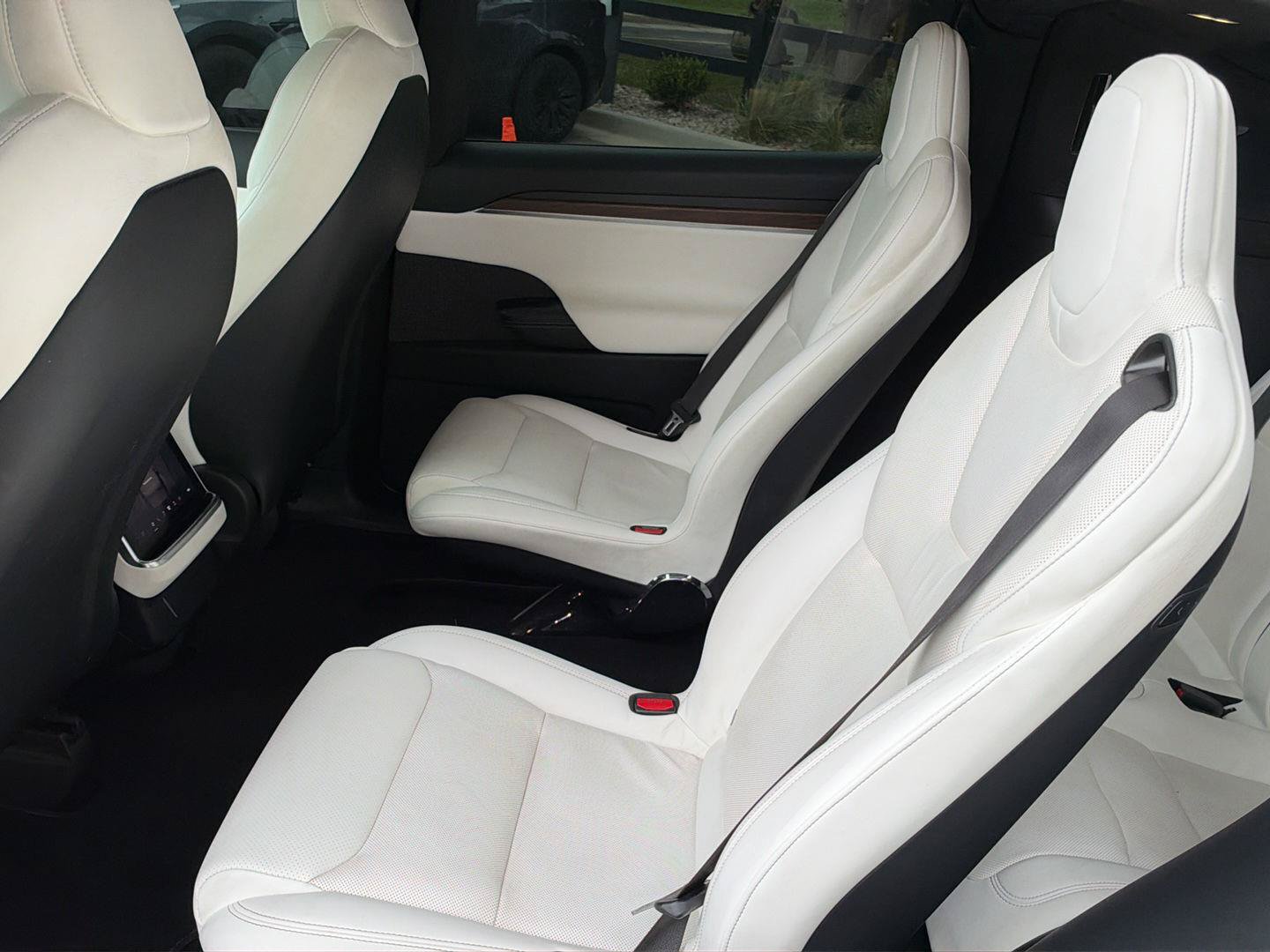 Used 2022 Tesla Model X AWD/4WD image 14
