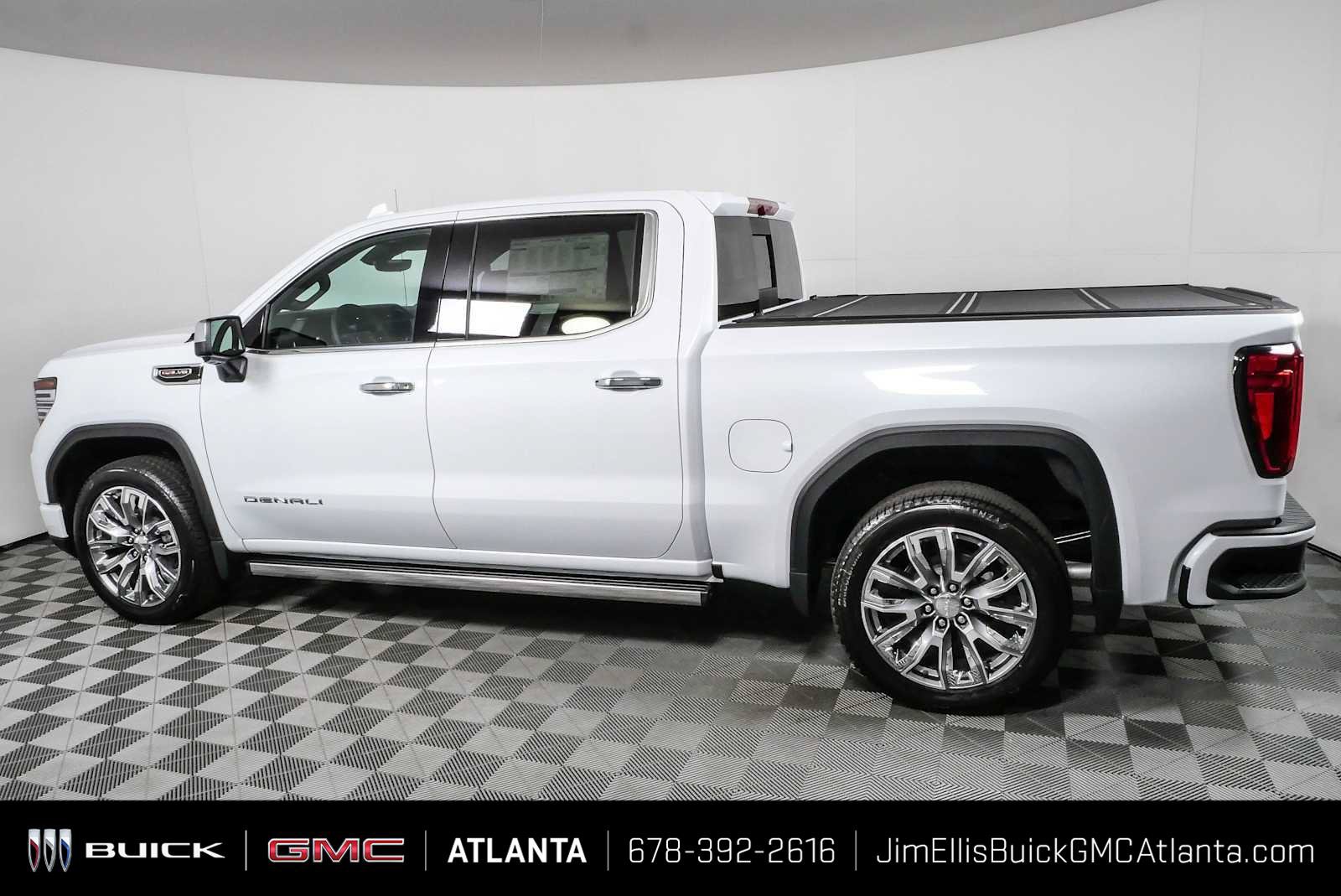 New 2026 GMC Sierra 1500 Denali w/ Denali Reserve Package AWD/4WD image 32