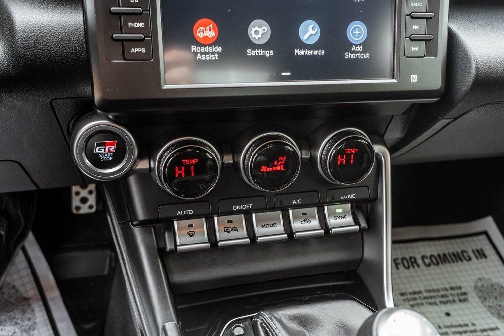 Used 2023 Toyota GR86 Premium w/ ALL Weather Mat Package (TMS) image 17