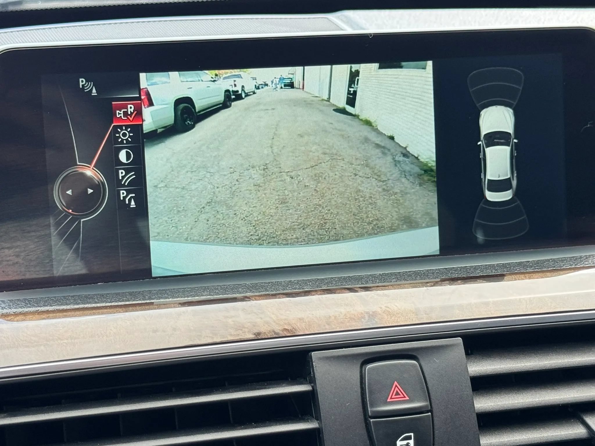 Used 2016 BMW 320i Sedan RWD image 34
