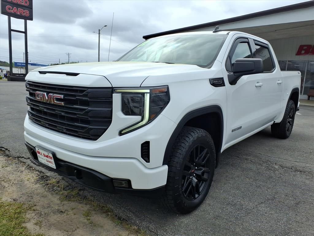 Used 2022 GMC Sierra 1500 Elevation w/ X31 Off-Road Package AWD/4WD image 3