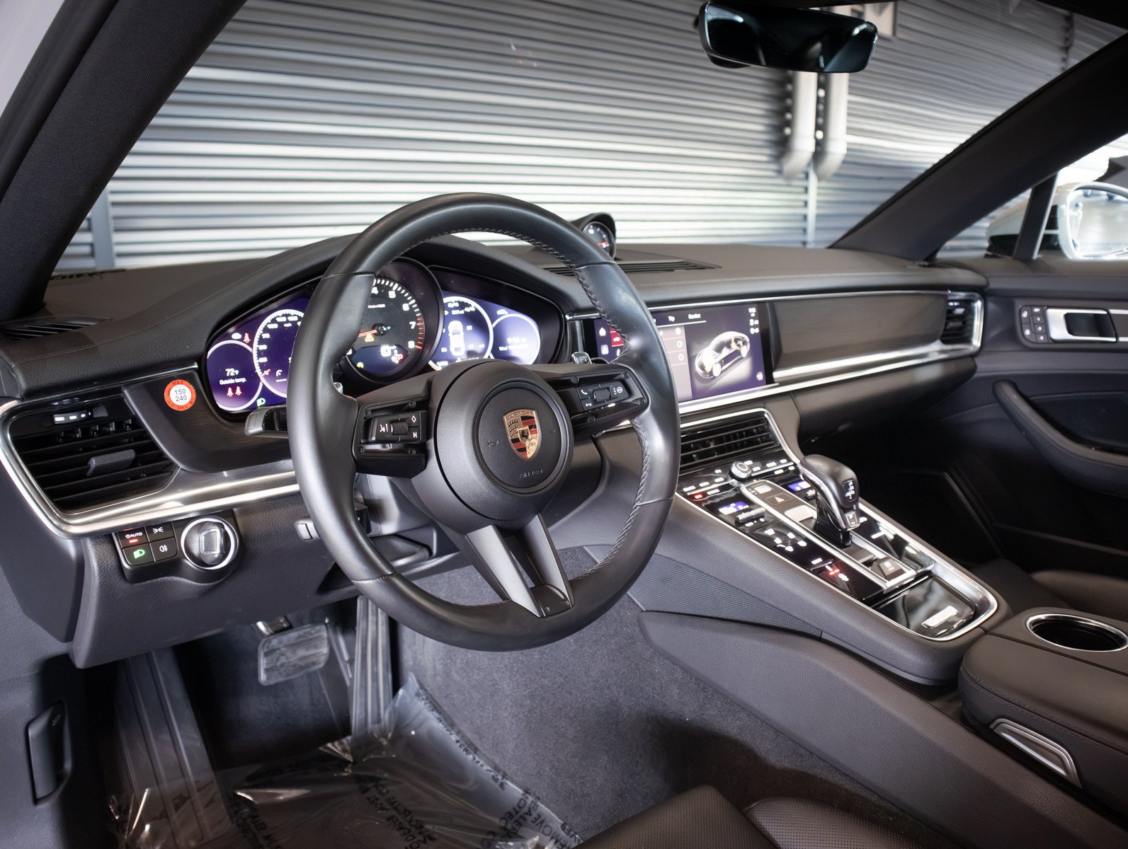 Certified 2023 Porsche Panamera Platinum Edition RWD image 4