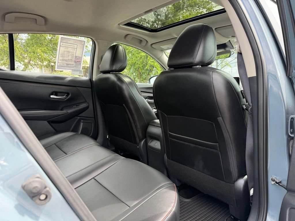 Used 2024 Nissan Sentra SR w/ SR Premium Package FWD image 28