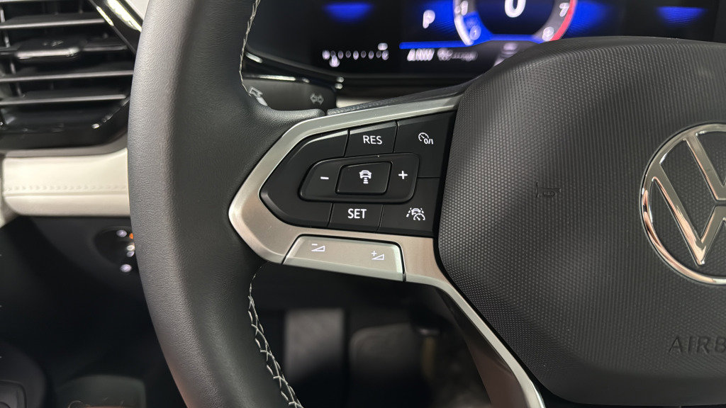 New 2026 Volkswagen Taos S image 18