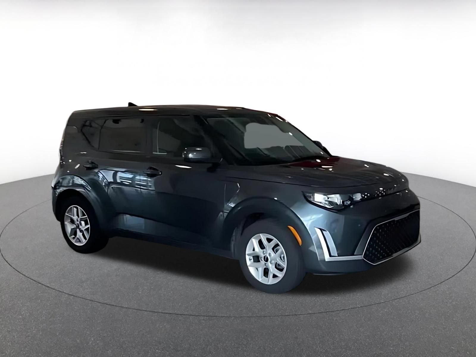 Used 2025 Kia Soul LX w/ LX Technology Package FWD video 2