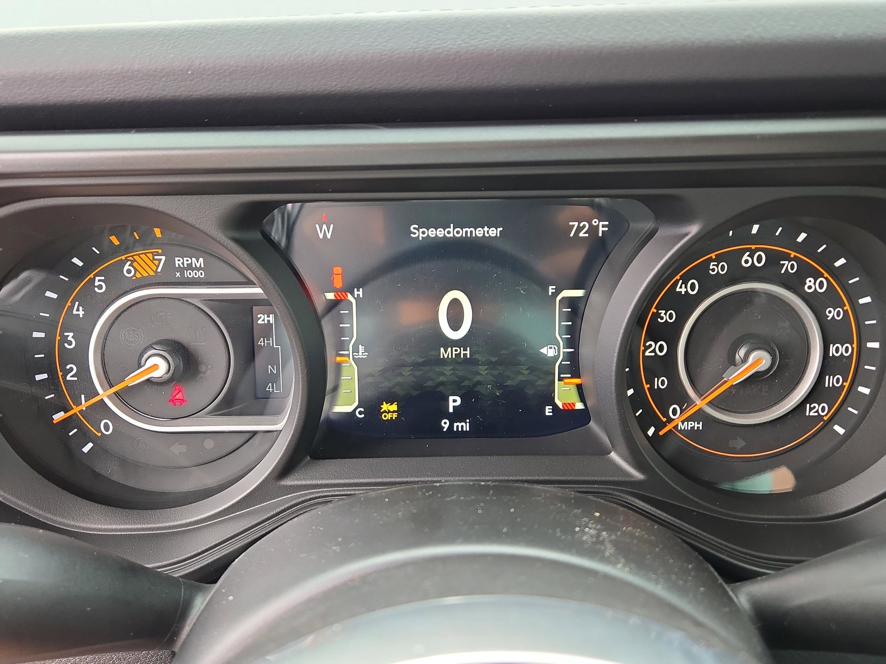 New 2026 Jeep Wrangler Unlimited Sahara AWD/4WD image 24