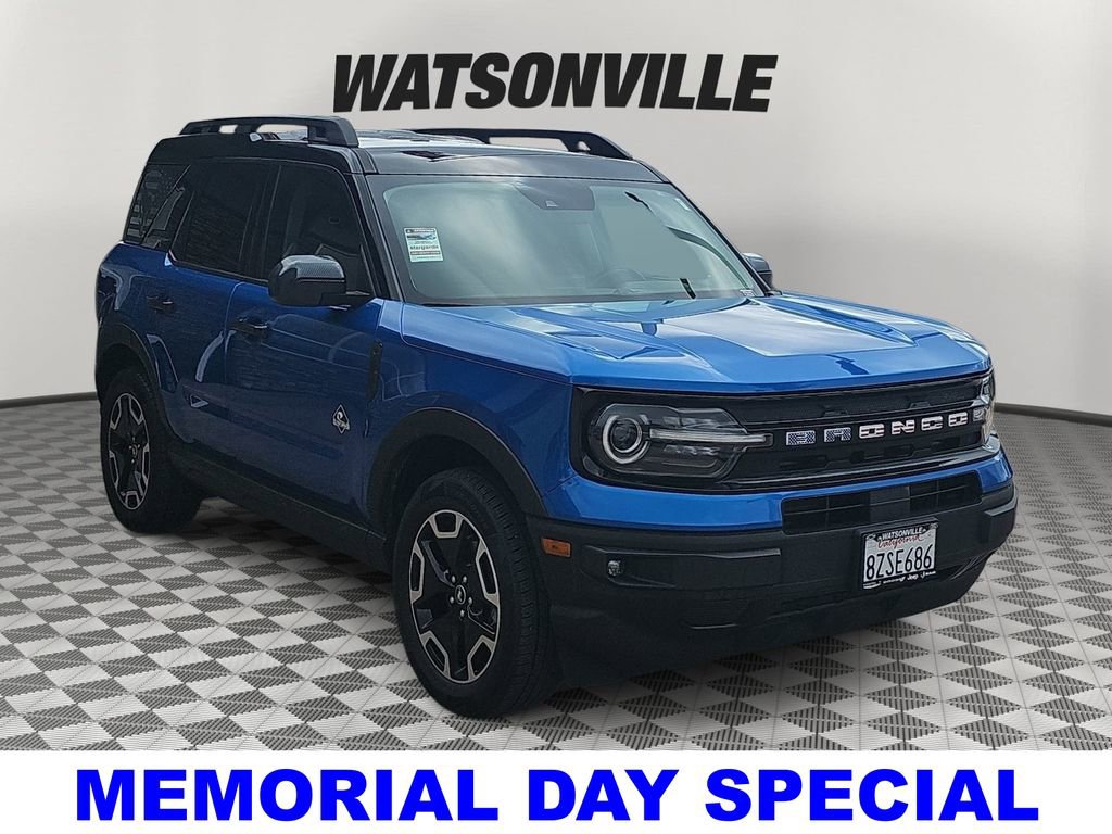 Used 2022 Ford Bronco Sport Outer Banks w/ Tech Package AWD/4WD image 1