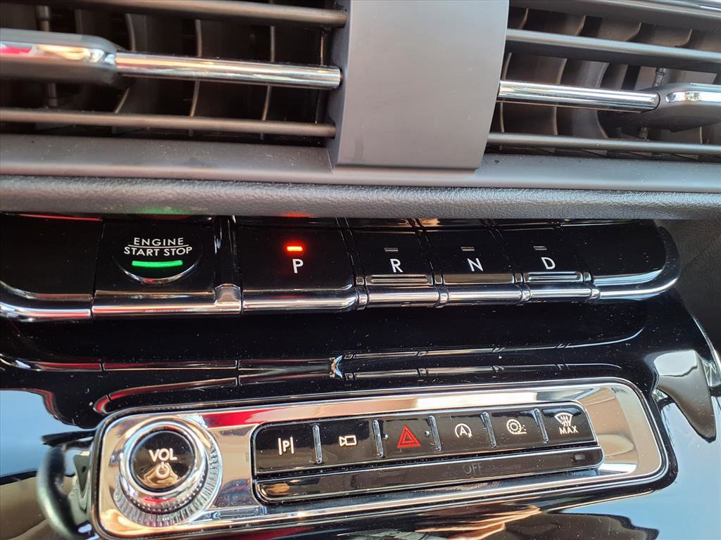 Certified 2023 Lincoln Corsair Reserve w/ Equipment Group 201A image 18