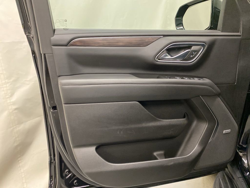 Used 2023 Chevrolet Tahoe LT image 10