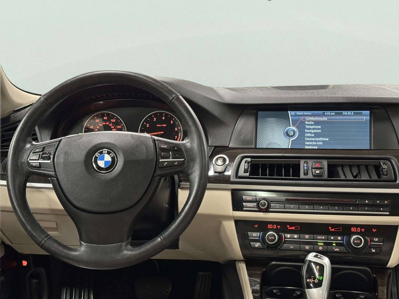 Used 2012 BMW 528i xDrive Sedan AWD/4WD image 25
