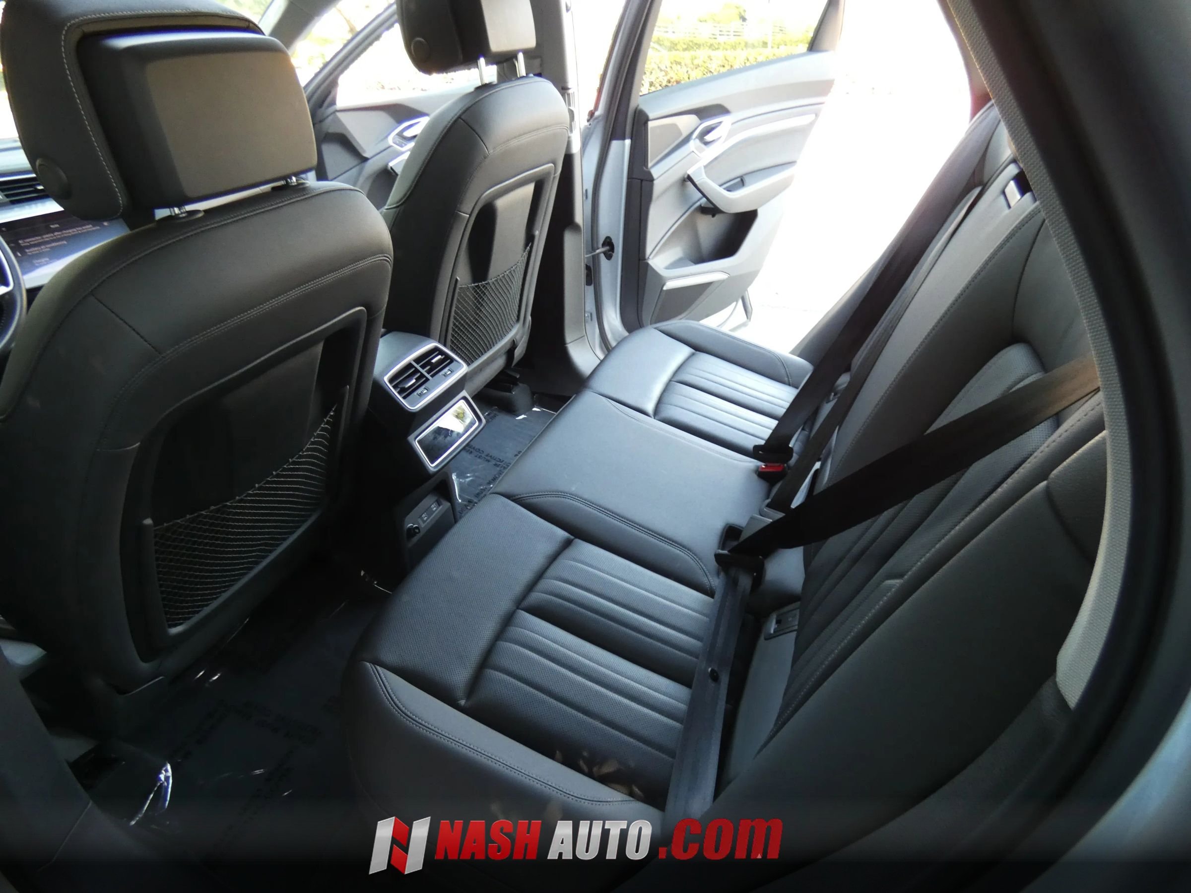 Used 2021 Audi e-tron Premium Plus AWD/4WD image 41