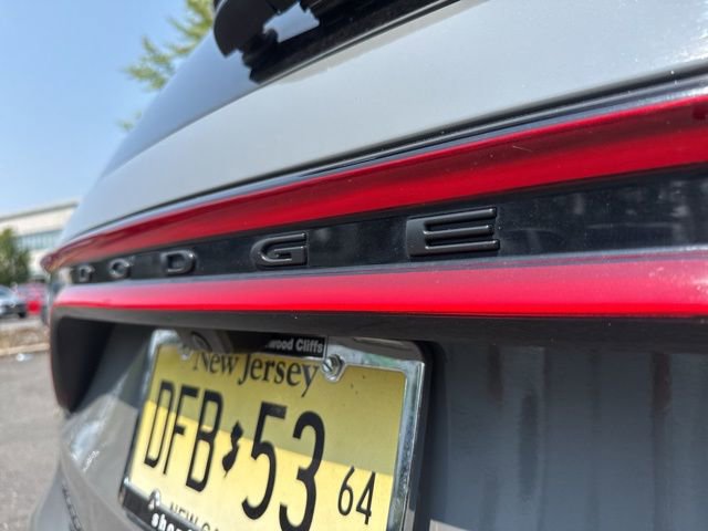 Certified 2022 Dodge Durango SRT w/ Technology Group image 18